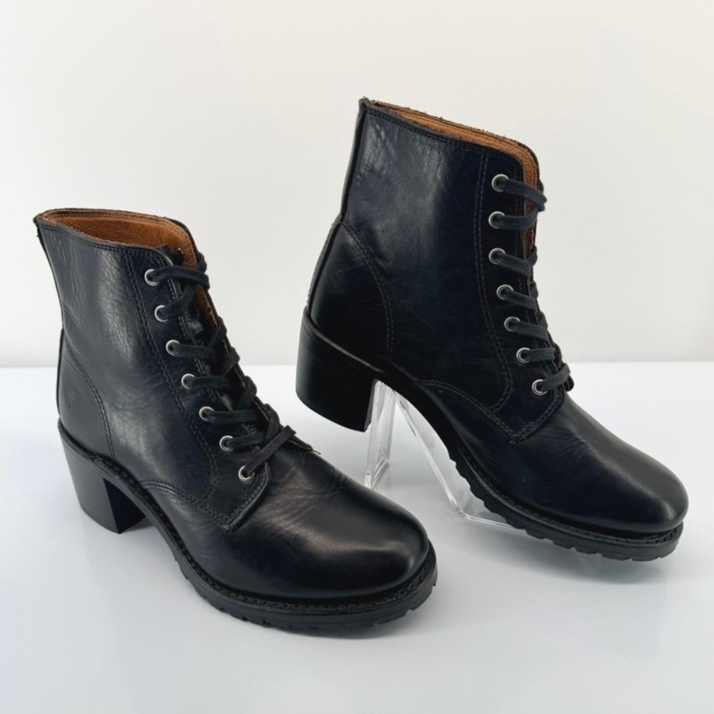 FRYE Sabrina 6G Black Leather Heeled‎ Lace Up Boots Made in USA 8.5M 77029 Rare